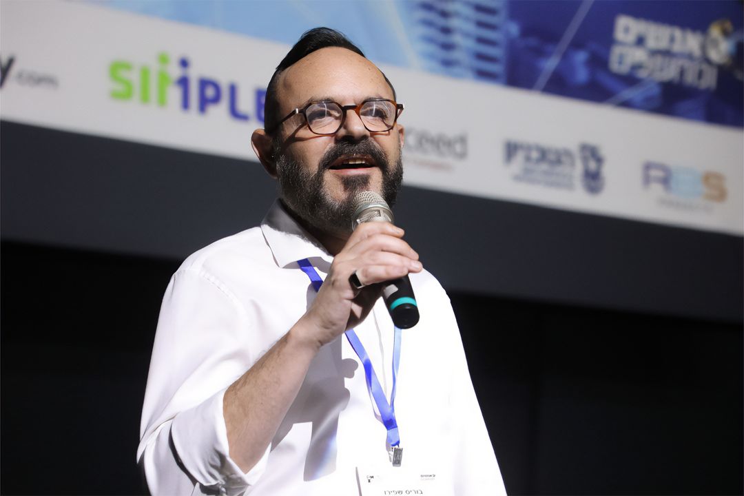 Boris Shapiro lectures at PMI Israel annual event