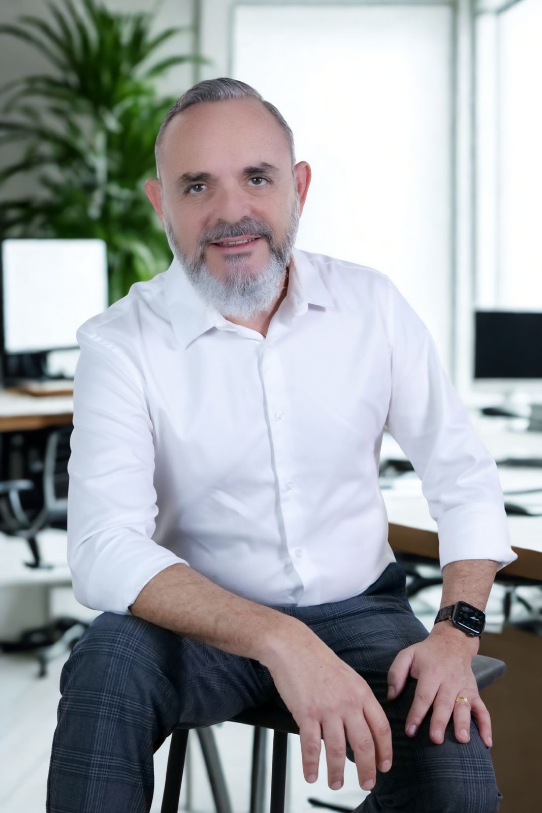 Boris Shapiro speaking on stage